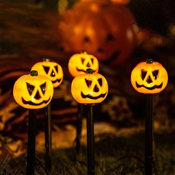 Oświetlony zestaw dekoracji solarnej z dynią i duchem na Halloween