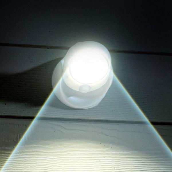 Wodoodporna lampa LED na zewnątrz z czujnikiem ruchu