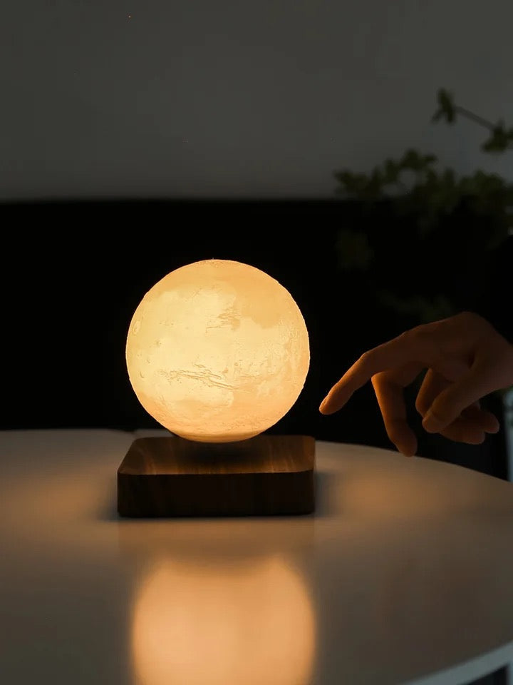 Lampa Księżycowa w Ruchu
