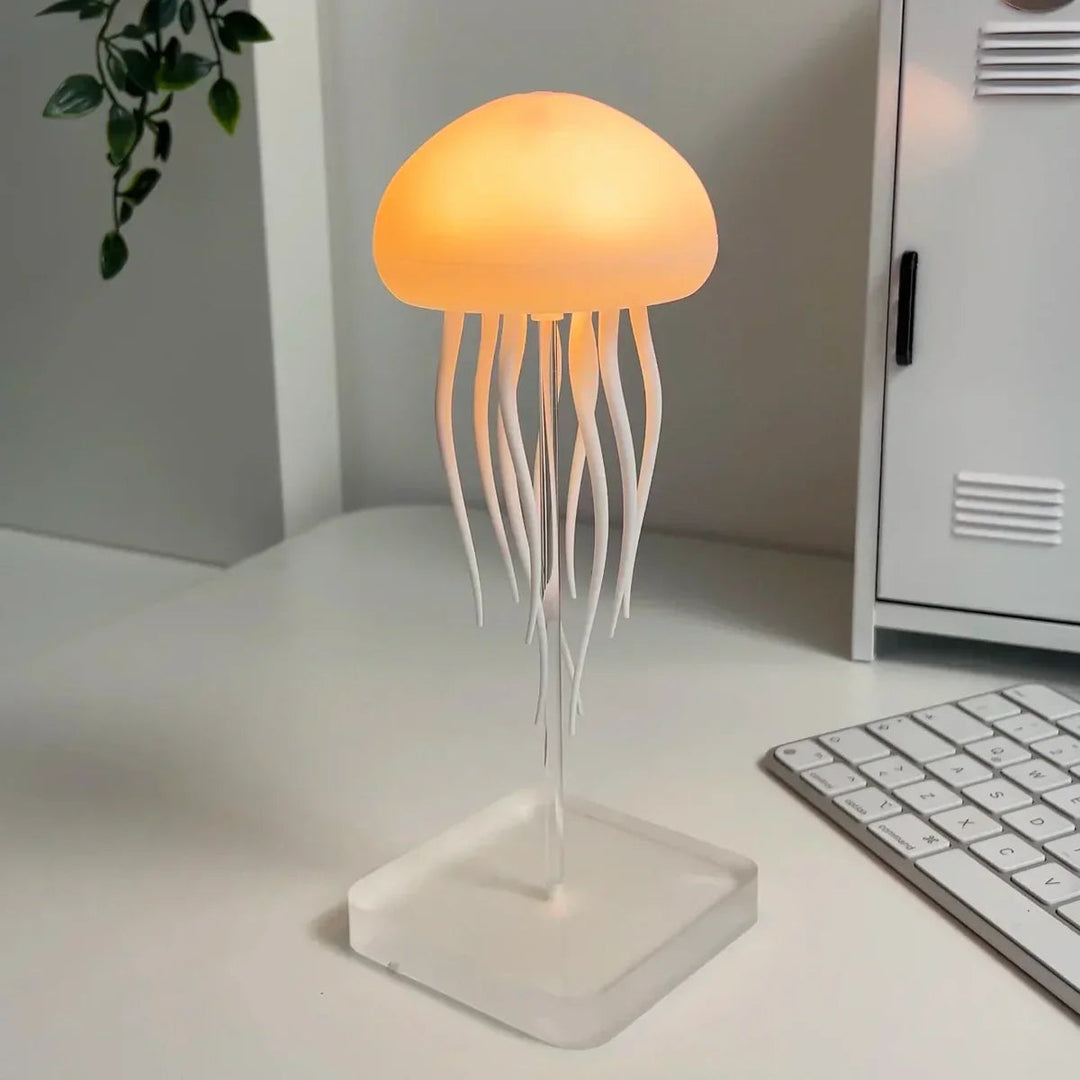 Lampa z Tańczącymi Meduzami