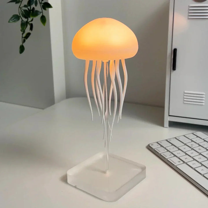 Lampa z Tańczącymi Meduzami