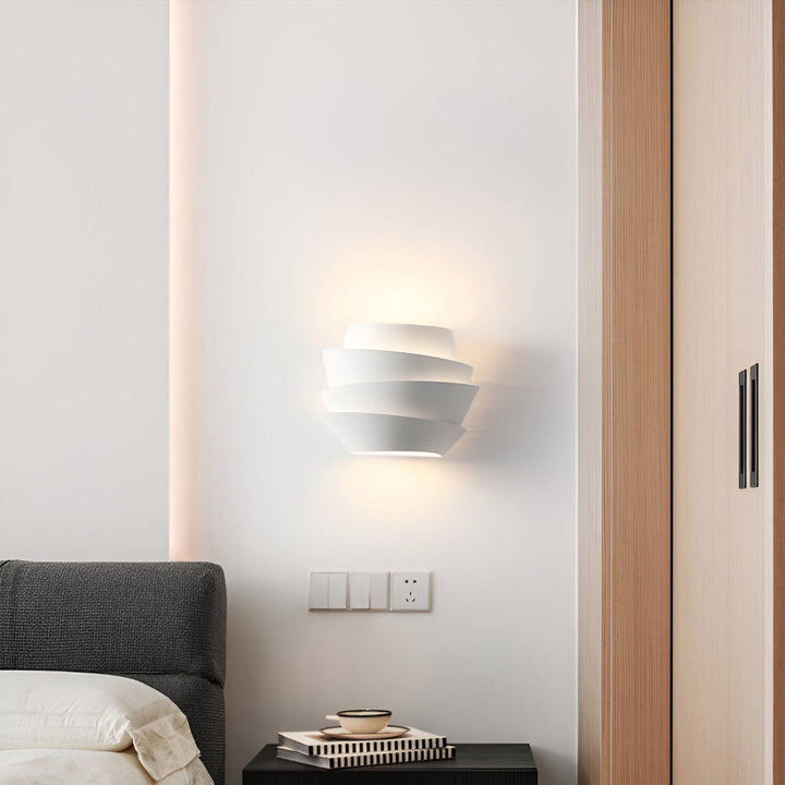 Nowoczesna skandynawska lampa ścienna z podwójnym punktem świetlnym