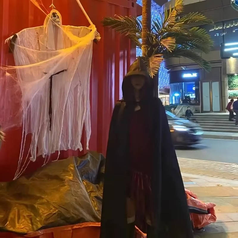 Kostiumy Halloween z Kapturem