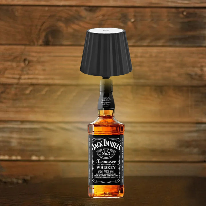 Lampa Stołowa w Kształcie Butelki Wina