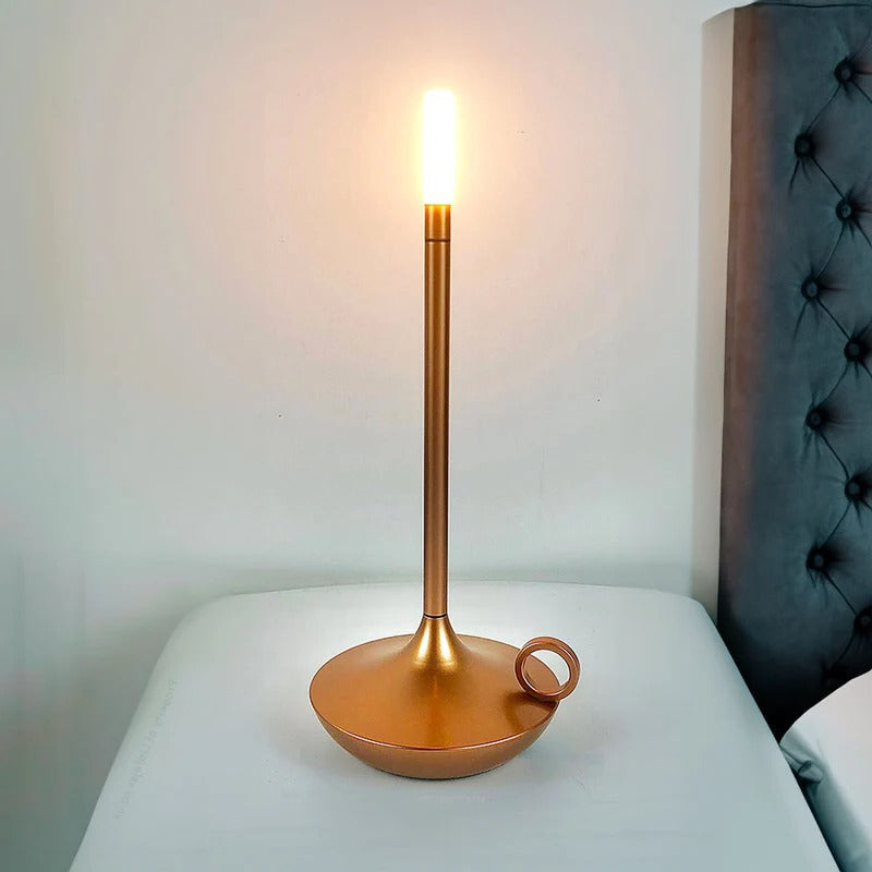 Lampa świecowa bezprzewodowa z aluminium w stylu vintage