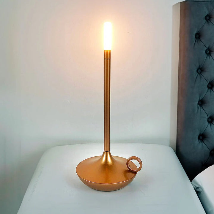 Lampa świecowa bezprzewodowa z aluminium w stylu vintage