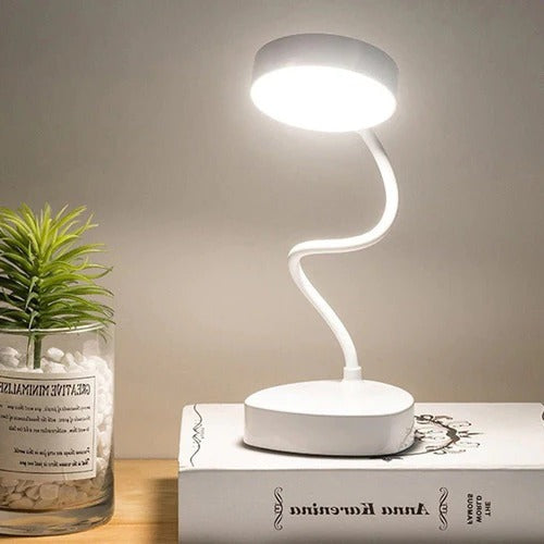 Lampa LED z kontrolą dotykową
