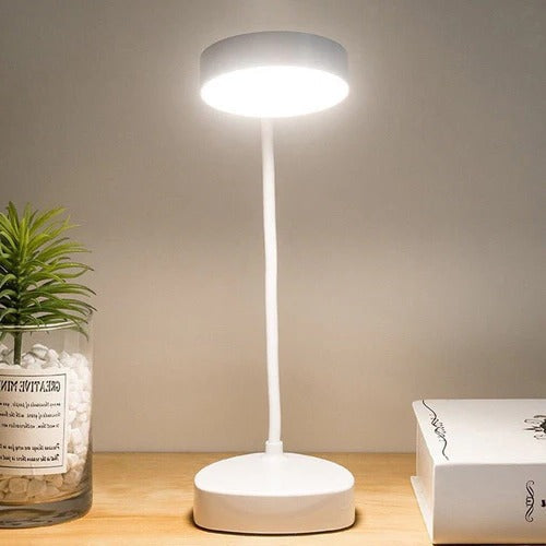 Lampa LED z kontrolą dotykową