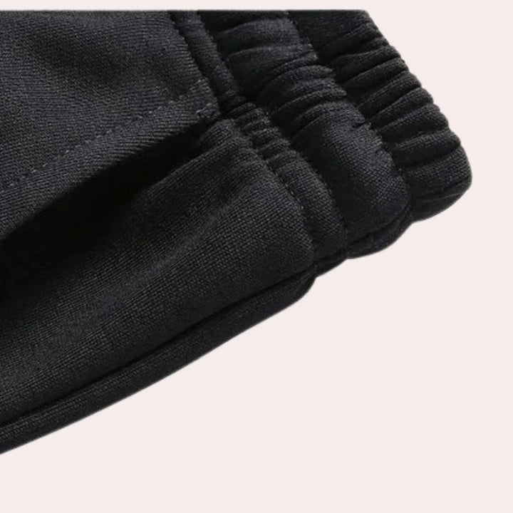Wygodny męski dres