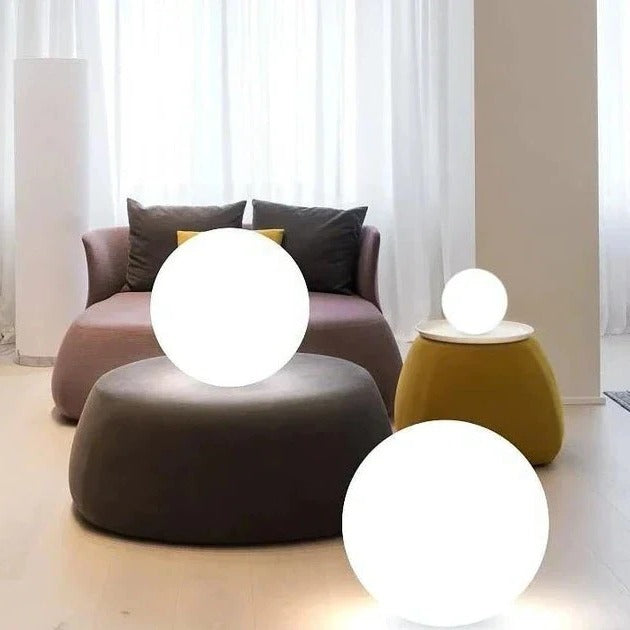 Lampa Globowa na Zewnątrz - Bezprzewodowa, Wodoodporna, Światło LED w 16 Kolorach