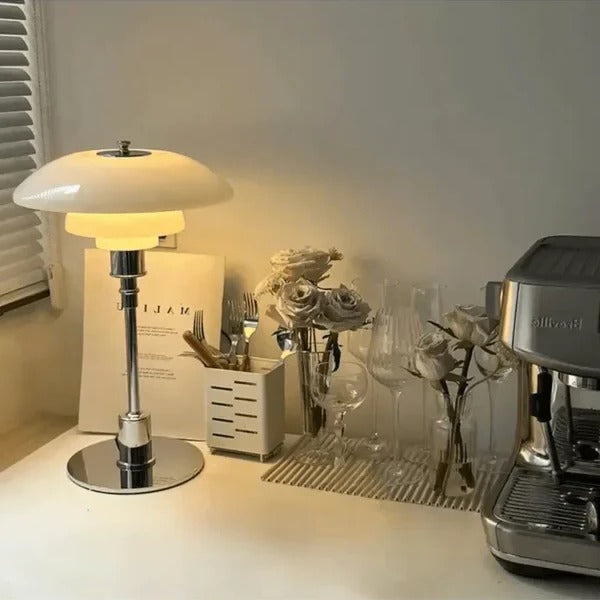 Skandynawska Lampa Stołowa LED