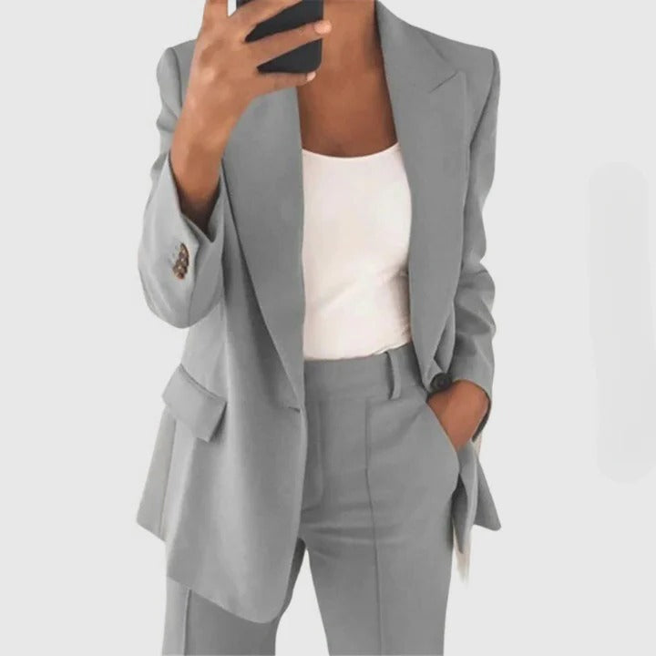 Elegancki Zestaw Żakietów w Stylu Chic