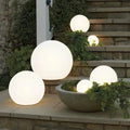 Lampa Globowa na Zewnątrz - Bezprzewodowa, Wodoodporna, Światło LED w 16 Kolorach