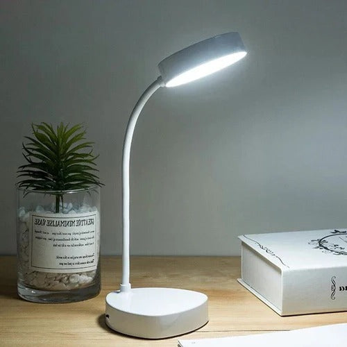 Lampa LED z kontrolą dotykową