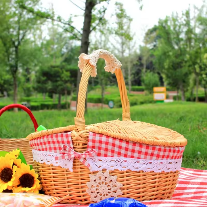 Kosze Piknikowe z Wickeru