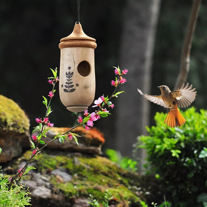 Drewniany Domek dla Kolibrów - Prezent dla Miłośników Natury