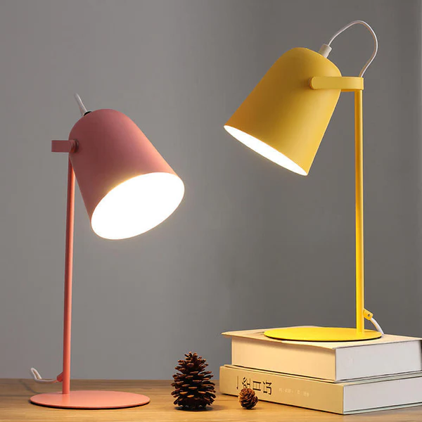 Nordycka Lampa Stołowa w Kształcie Kreatywnego Wiadra z Kolorami Makaronów