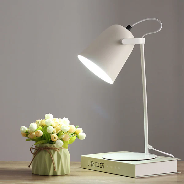 Nordycka Lampa Stołowa w Kształcie Kreatywnego Wiadra z Kolorami Makaronów