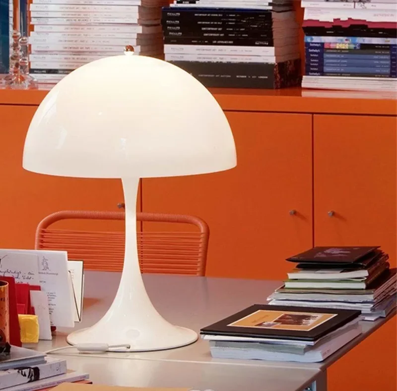 Retro Duńska Lampa Stołowa - Ikoniczny Design Grzyba dla Nowoczesnych Przestrzeni